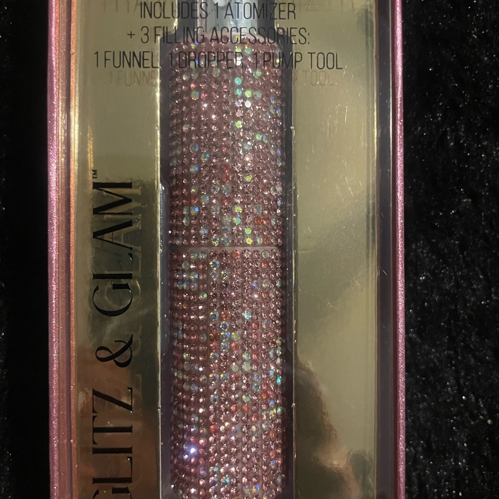 Glitz & Glam Pink Rhinestone Atomizer